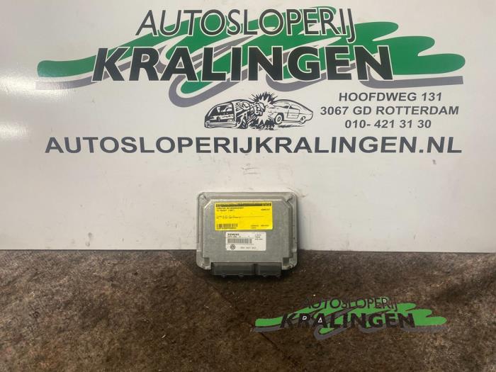 Used Engine management computer Volkswagen Passat (3B2) 1.6 Price € 14,97 Margin scheme offered by Autosloperij Kralingen B.V.