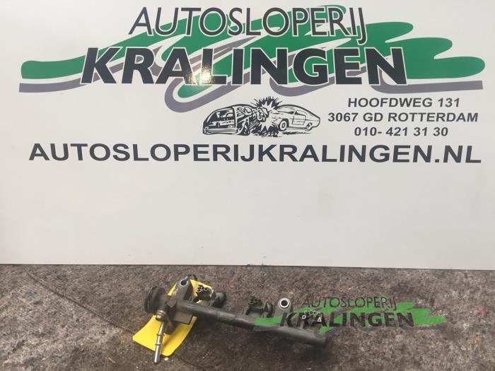 Usagé Système d'injection Toyota Aygo (B10) 1.0 12V VVT-i Prix € 50,00 Règlement à la marge proposé par Autosloperij Kralingen B.V.