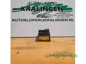 Used Central locking motor Mercedes C (W202) 1.8 C-180 16V Price € 50,00 Margin scheme offered by Autosloperij Kralingen B.V.