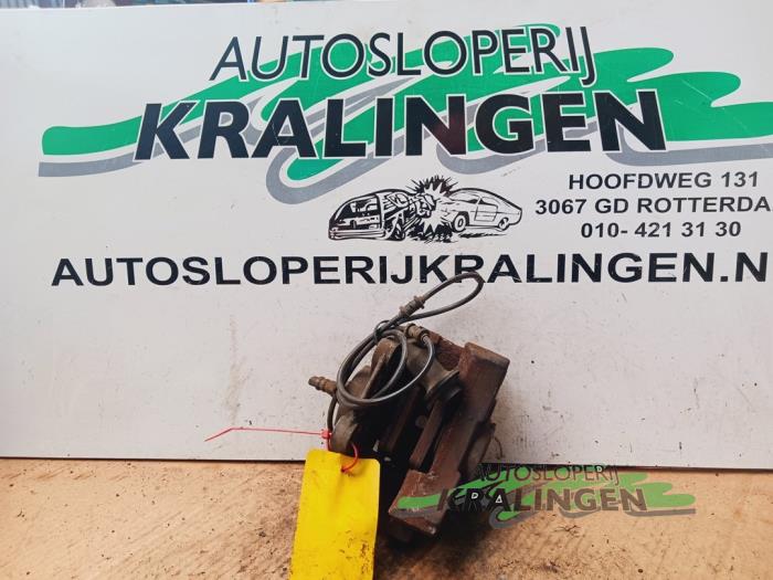 Gebrauchte Bremszange rechts hinten Mercedes S (W220) 5.0 S-500 V8 24V Preis € 24,99 Margenregelung angeboten von Autosloperij Kralingen B.V.