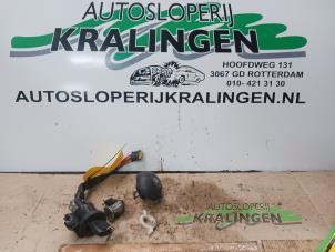 Used Set of locks Renault Clio II (BB/CB) 1.2 Price € 100,00 Margin scheme offered by Autosloperij Kralingen B.V.