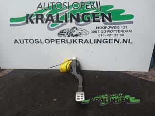 Usagé Capteur de position pédale d'accélérateur Peugeot 206 (2A/C/H/J/S) 1.4 16V Prix € 25,00 Règlement à la marge proposé par Autosloperij Kralingen B.V.
