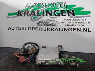 Usagé Kit serrure Honda Civic (EJ/EK) 1.4i 16V Prix € 150,00 Règlement à la marge proposé par Autosloperij Kralingen B.V.