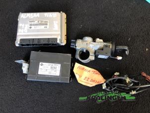 Used Set of locks Nissan Almera Tino (V10M) 2.2 Di 16V Price € 150,00 Margin scheme offered by Autosloperij Kralingen B.V.