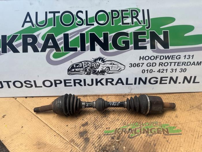 Gebrauchte Antriebswelle links vorne Mitsubishi Space Star (DG) 1.3 16V Preis € 24,99 Margenregelung angeboten von Autosloperij Kralingen B.V.