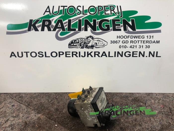 Begagnade ABS-pump Peugeot 407 SW (6E) 1.8 16V Pris € 29,98 Marginaltabell erbjuds av Autosloperij Kralingen B.V.