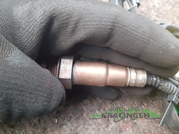 Lambda probe from a Volkswagen Passat Variant (3B6) 2.0 20V 2003