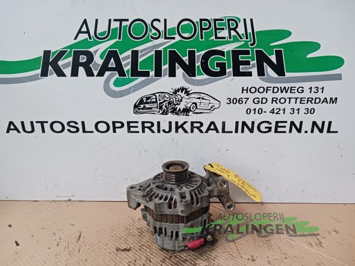 Usagé Dynamo Ford Fusion 1.6 16V Prix € 50,00 Règlement à la marge proposé par Autosloperij Kralingen B.V.