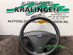 Usagé Volant Volvo V70 (SW) 2.4 D5 20V Prix € 100,00 Règlement à la marge proposé par Autosloperij Kralingen B.V.