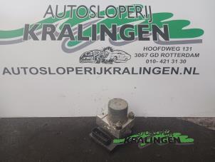 Usagé Pompe ABS Citroen C4 Picasso (UD/UE/UF) 1.6 HDi 16V 110 Prix € 100,00 Règlement à la marge proposé par Autosloperij Kralingen B.V.