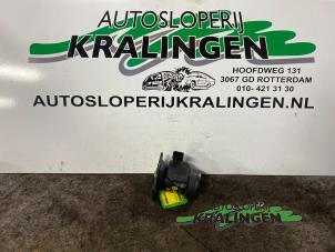 Used Air mass meter Volkswagen Bora (1J2) 1.6 Price € 25,00 Margin scheme offered by Autosloperij Kralingen B.V.