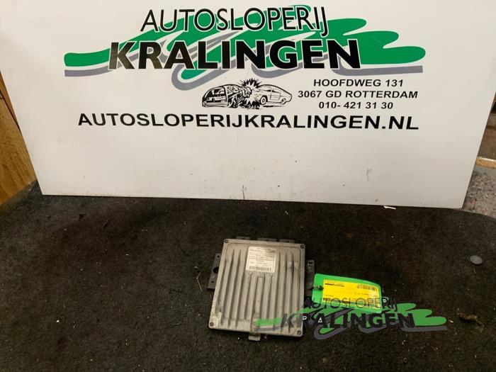 Used Engine management computer Renault Clio II Societe (SB) 1.5 dCi 65 Price € 24,99 Margin scheme offered by Autosloperij Kralingen B.V.