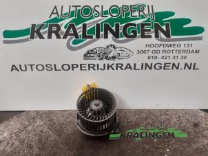 Usados Motor de ventilador de calefactor Citroen C3 (FC/FL/FT) 1.1 Precio € 50,00 Norma de margen ofrecido por Autosloperij Kralingen B.V.