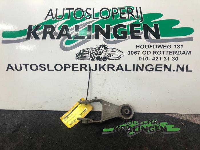 Used Engine mount Opel Meriva (A) 1.6 16V Price € 25,00 Margin scheme offered by Autosloperij Kralingen B.V.