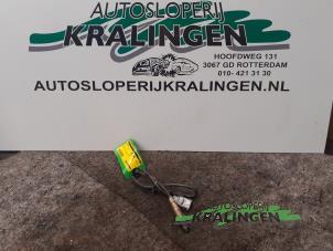 Używane Sonda lambda Volkswagen Golf V (1K1) 2.0 FSI 16V Cena € 25,00 Procedura marży oferowane przez Autosloperij Kralingen B.V.
