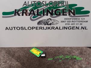 Używane Czujnik skretu kierownicy Volkswagen Golf V (1K1) 2.0 FSI 16V Cena € 50,00 Procedura marży oferowane przez Autosloperij Kralingen B.V.