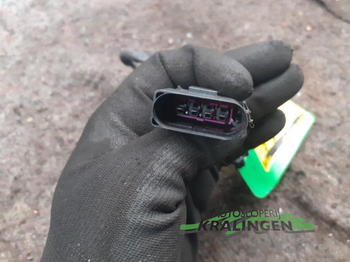 Sonde lambda d'un Volkswagen Golf IV Variant (1J5) 1.6 2002