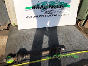 Gebrauchte Antriebswelle links vorne Chevrolet Kalos (SF48) 1.2 Preis € 50,00 Margenregelung angeboten von Autosloperij Kralingen B.V.