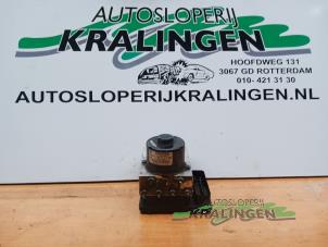 Used ABS pump Mercedes C (W203) 2.0 C-180 16V Price € 100,00 Margin scheme offered by Autosloperij Kralingen B.V.
