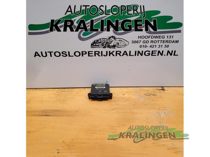 Usagé Module confort Mercedes C (W203) 2.0 C-180 16V Prix € 50,00 Règlement à la marge proposé par Autosloperij Kralingen B.V.