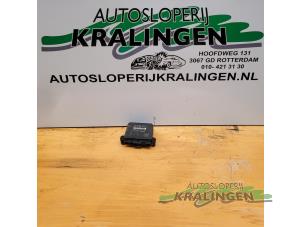 Używane Modul (rózne) Mercedes CLK (W208) 3.2 320 V6 18V Cena € 50,00 Procedura marży oferowane przez Autosloperij Kralingen B.V.