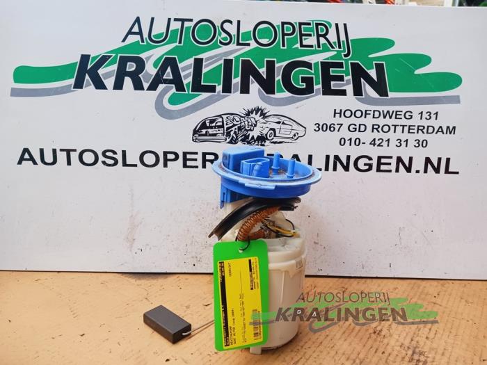 Begagnade Bensinpump Seat Altea (5P1) 2.0 FSI 16V Pris € 11,97 Marginaltabell erbjuds av Autosloperij Kralingen B.V.