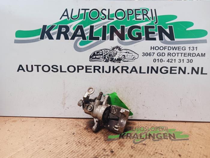 Gebrauchte Bremszange links hinten Fiat Stilo MW (192C) 1.6 16V Preis € 24,99 Margenregelung angeboten von Autosloperij Kralingen B.V.