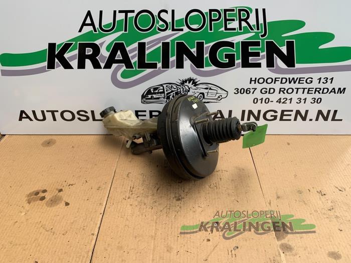 Usagé Servo frein Toyota Corolla (E12) 2.0 D-4D 16V 90 Prix € 49,98 Règlement à la marge proposé par Autosloperij Kralingen B.V.