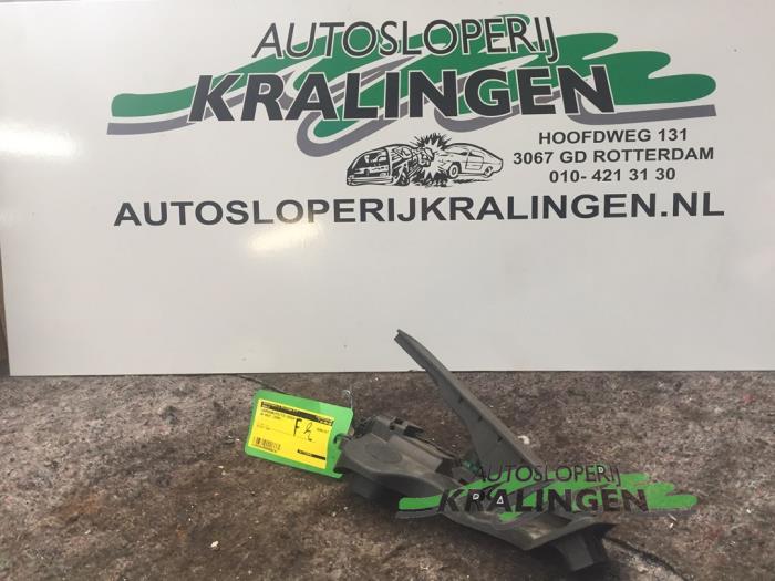 Begagnade Gaspedalsensor Volkswagen Golf V (1K1) 2.0 TDI 16V Pris € 25,00 Marginaltabell erbjuds av Autosloperij Kralingen B.V.