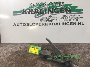 Usagé Capteur de position pédale d'accélérateur Volkswagen Golf V (1K1) 2.0 TDI 16V Prix € 25,00 Règlement à la marge proposé par Autosloperij Kralingen B.V.