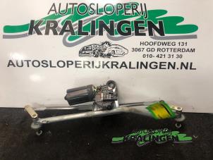 Usagé Moteur essuie-glace avant BMW 3 serie (E46/4) 318i Prix € 50,00 Règlement à la marge proposé par Autosloperij Kralingen B.V.
