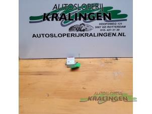 Usagé Ordinateur éclairage BMW Mini One/Cooper (R50) 1.6 16V Cooper Prix € 50,00 Règlement à la marge proposé par Autosloperij Kralingen B.V.