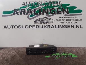 Usagé Panneau climatronic BMW 3 serie (E46/4) 318i Prix € 50,00 Règlement à la marge proposé par Autosloperij Kralingen B.V.
