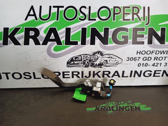 Begagnade Gaspedalsensor Hyundai H-1/H-200 2.5 Tdi Pris € 50,00 Marginaltabell erbjuds av Autosloperij Kralingen B.V.