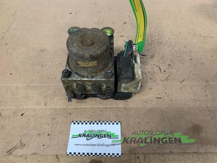 Begagnade ABS-pump Mazda 6 Sport (GG14) 1.8i 16V Pris € 9,99 Marginaltabell erbjuds av Autosloperij Kralingen B.V.