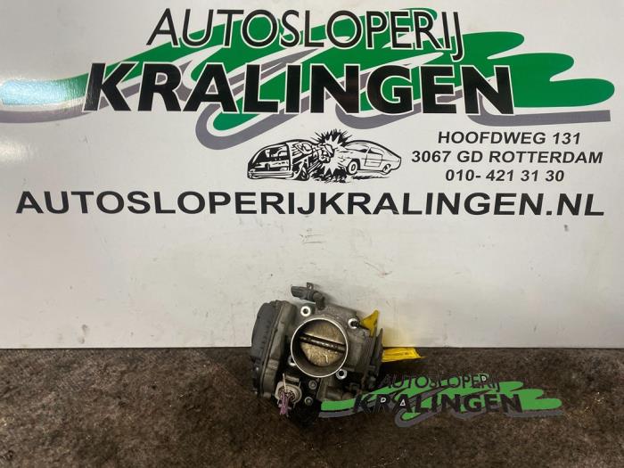 Usagé Boitier papillon Volkswagen Bora (1J2) 2.0 Prix € 50,00 Règlement à la marge proposé par Autosloperij Kralingen B.V.