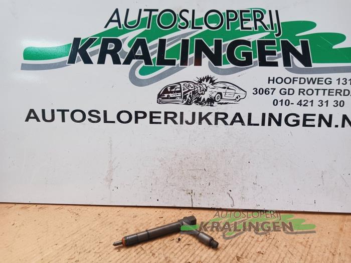 Usagé Injecteurs Opel Combo Mk.I (Corsa I) 1.7 DTi 16V Prix € 19,99 Règlement à la marge proposé par Autosloperij Kralingen B.V.