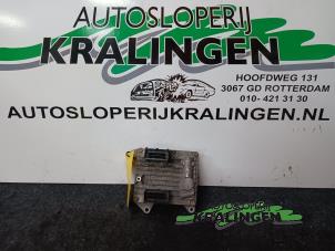 Gebrauchte Steuergerät Motormanagement Opel Signum (F48) 2.2 DGI 16V Preis € 100,00 Margenregelung angeboten von Autosloperij Kralingen B.V.