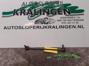 Used Front anti-roll bar Seat Altea (5P1) 2.0 FSI 16V Price € 20,00 Margin scheme offered by Autosloperij Kralingen B.V.