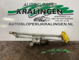Used Front wiper motor Seat Arosa (6H1) 1.4i Price € 50,00 Margin scheme offered by Autosloperij Kralingen B.V.
