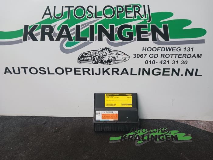 Używane Modul Comfort Jaguar X-type 2.1 V6 24V Cena € 49,99 Procedura marży oferowane przez Autosloperij Kralingen B.V.