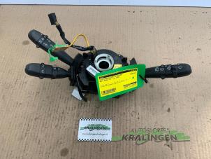 Usados Interruptor de indicador de dirección Alfa Romeo 147 (937) 1.6 HP Twin Spark 16V Precio € 50,00 Norma de margen ofrecido por Autosloperij Kralingen B.V.