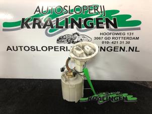 Used Petrol pump Austin Mini Open (R52) 1.6 16V Cooper Price € 50,00 Margin scheme offered by Autosloperij Kralingen B.V.