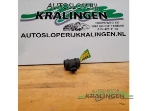 Usagé Compteur de masse d'air Opel Corsa C (F08/68) 1.0 12V Prix € 25,00 Règlement à la marge proposé par Autosloperij Kralingen B.V.