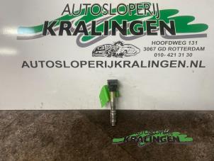Usagé Broche bobine Volkswagen Golf V (1K1) 2.0 FSI 16V Prix € 25,00 Règlement à la marge proposé par Autosloperij Kralingen B.V.