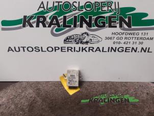 Usados Módulo de encendido Austin Mini Open (R52) 1.6 16V Cooper Precio € 50,00 Norma de margen ofrecido por Autosloperij Kralingen B.V.