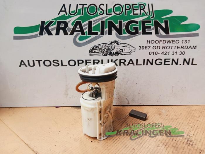 Begagnade Bensinpump Audi A2 (8Z0) 1.4 16V Pris € 44,97 Marginaltabell erbjuds av Autosloperij Kralingen B.V.