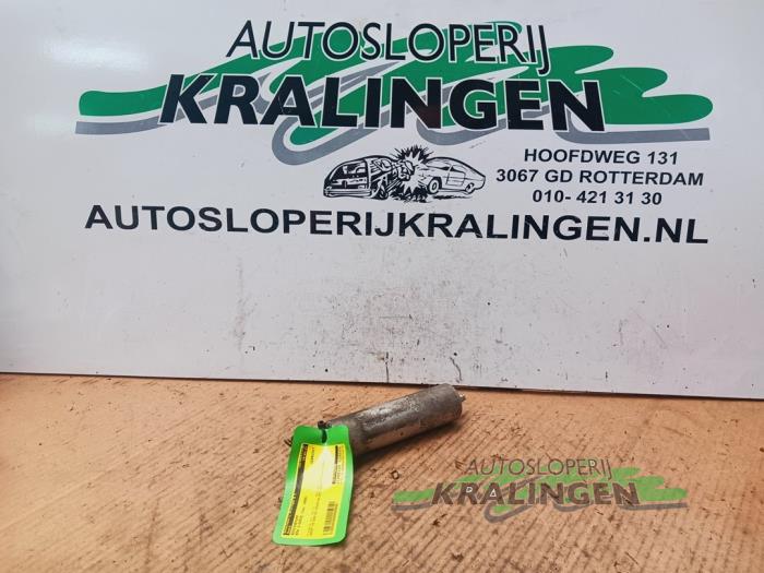 Gebrauchte Benzinpumpe BMW 3 serie (E46/2) 323 Ci 24V Preis € 50,00 Margenregelung angeboten von Autosloperij Kralingen B.V.