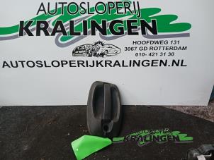 Gebrauchte Heckklappengriff Peugeot Boxer (U9) 2.2 HDi 130 Euro 5 Preis € 50,00 Margenregelung angeboten von Autosloperij Kralingen B.V.