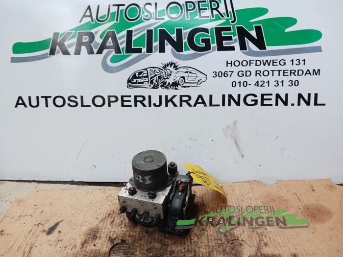 Begagnade ABS-pump Hyundai i20 1.4 CRDi 16V Pris € 28,98 Marginaltabell erbjuds av Autosloperij Kralingen B.V.